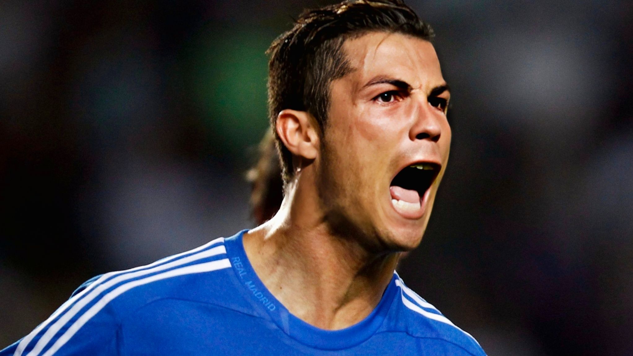 开云在线-关于C罗重返赛场，反败为胜首场状态出色，皇家马德里观众沸腾！全场沸腾不已的信息